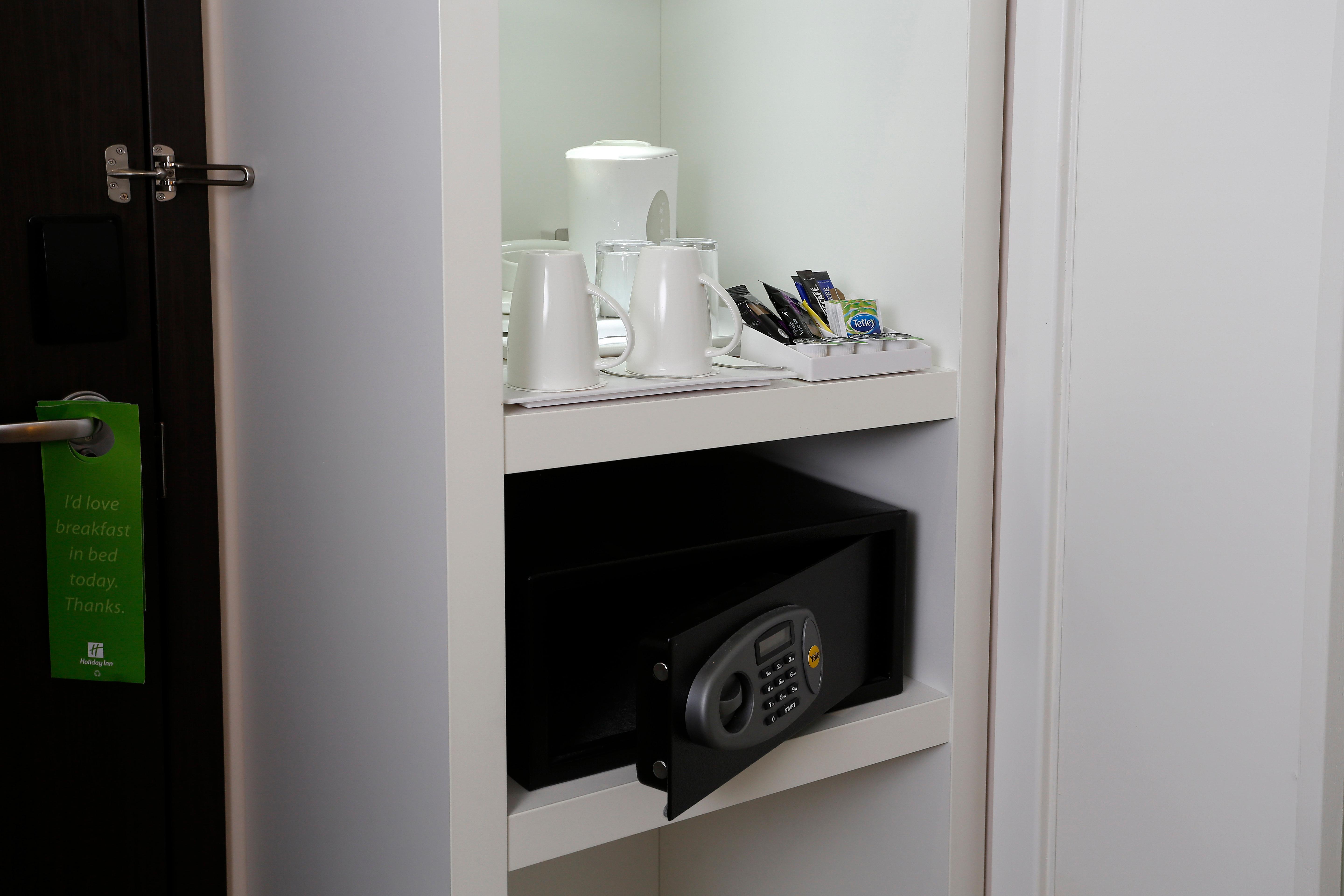 Holiday Inn Southend By Ihg Exteriör bild