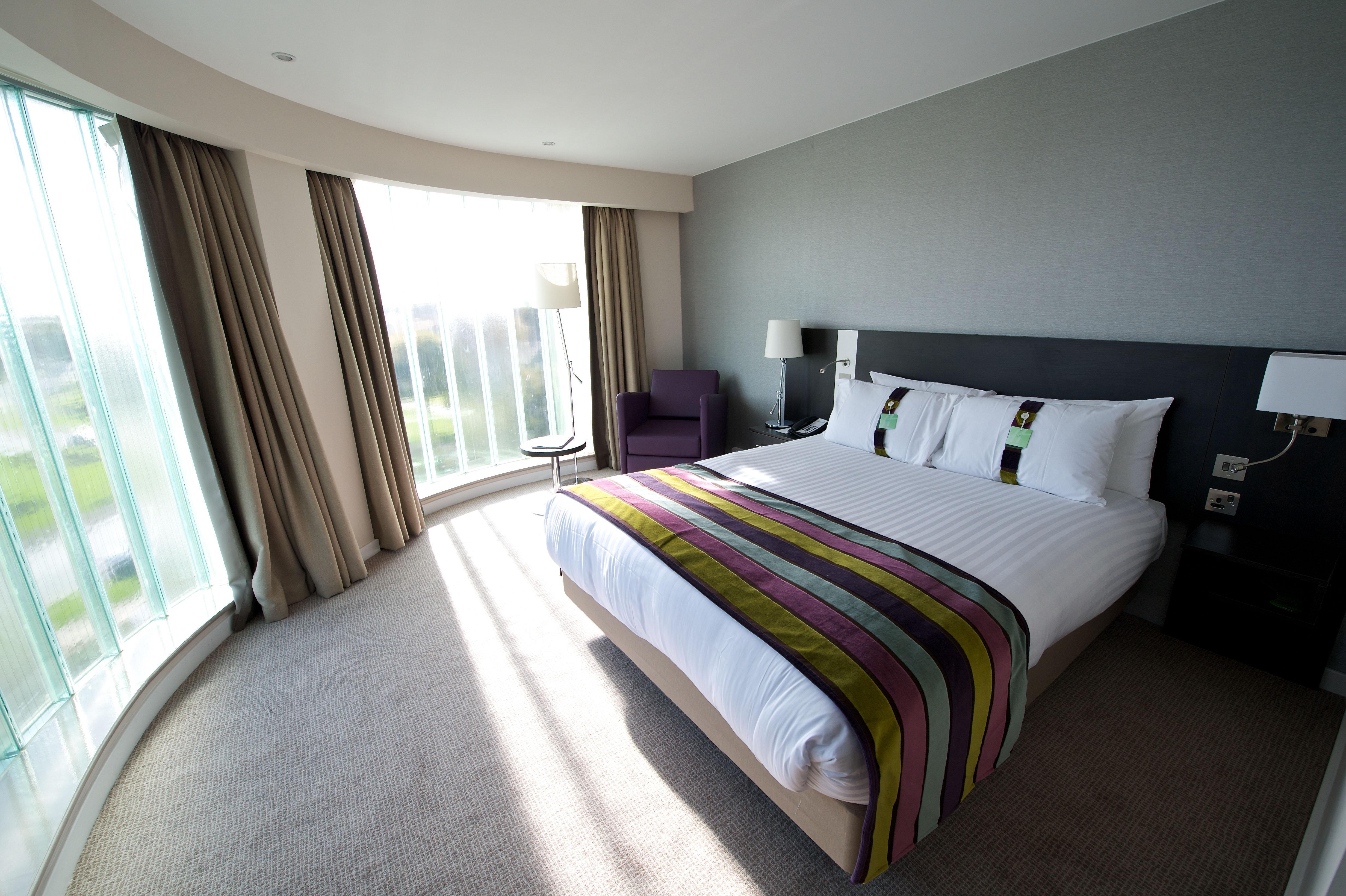 Holiday Inn Southend By Ihg Exteriör bild