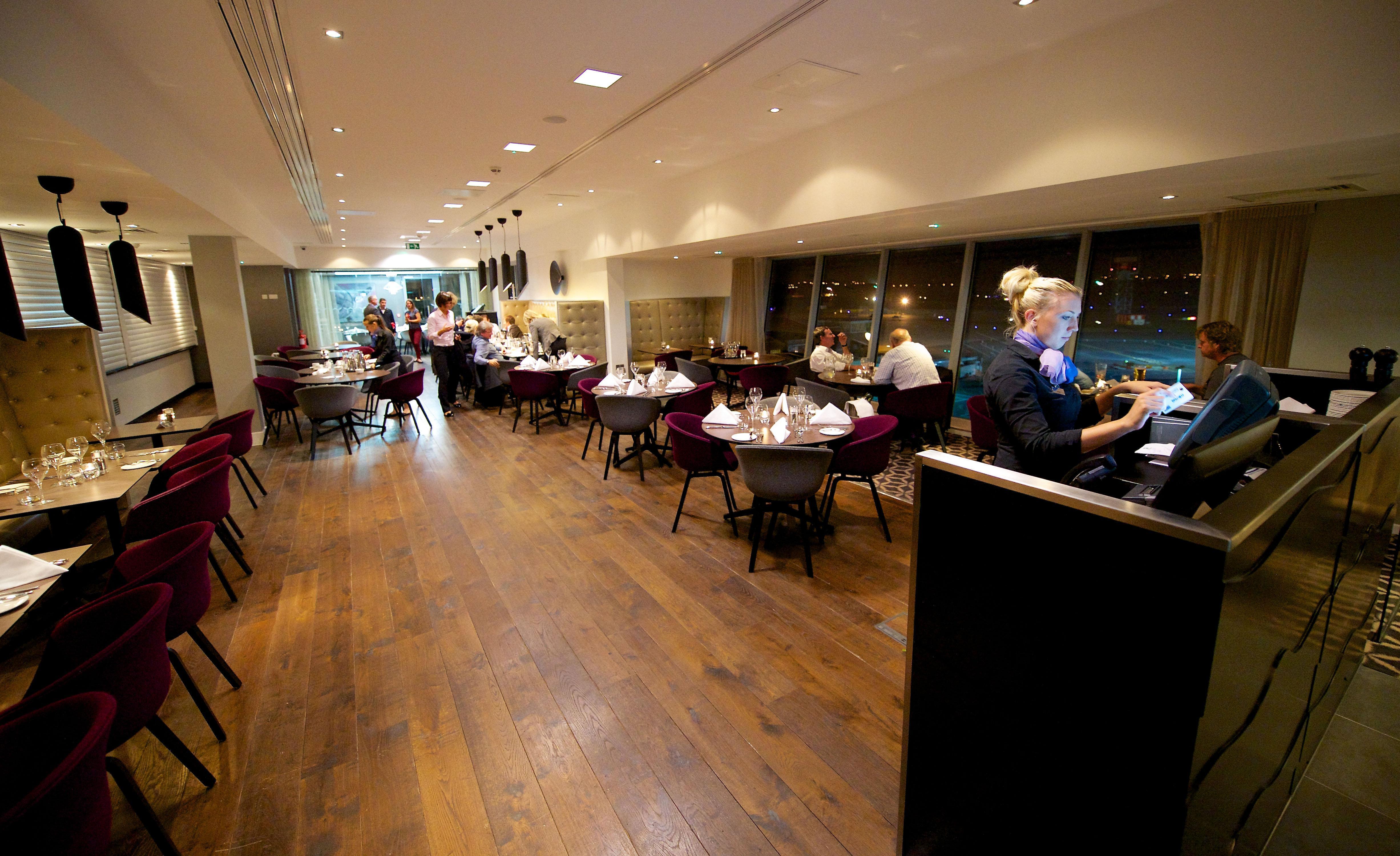 Holiday Inn Southend By Ihg Exteriör bild