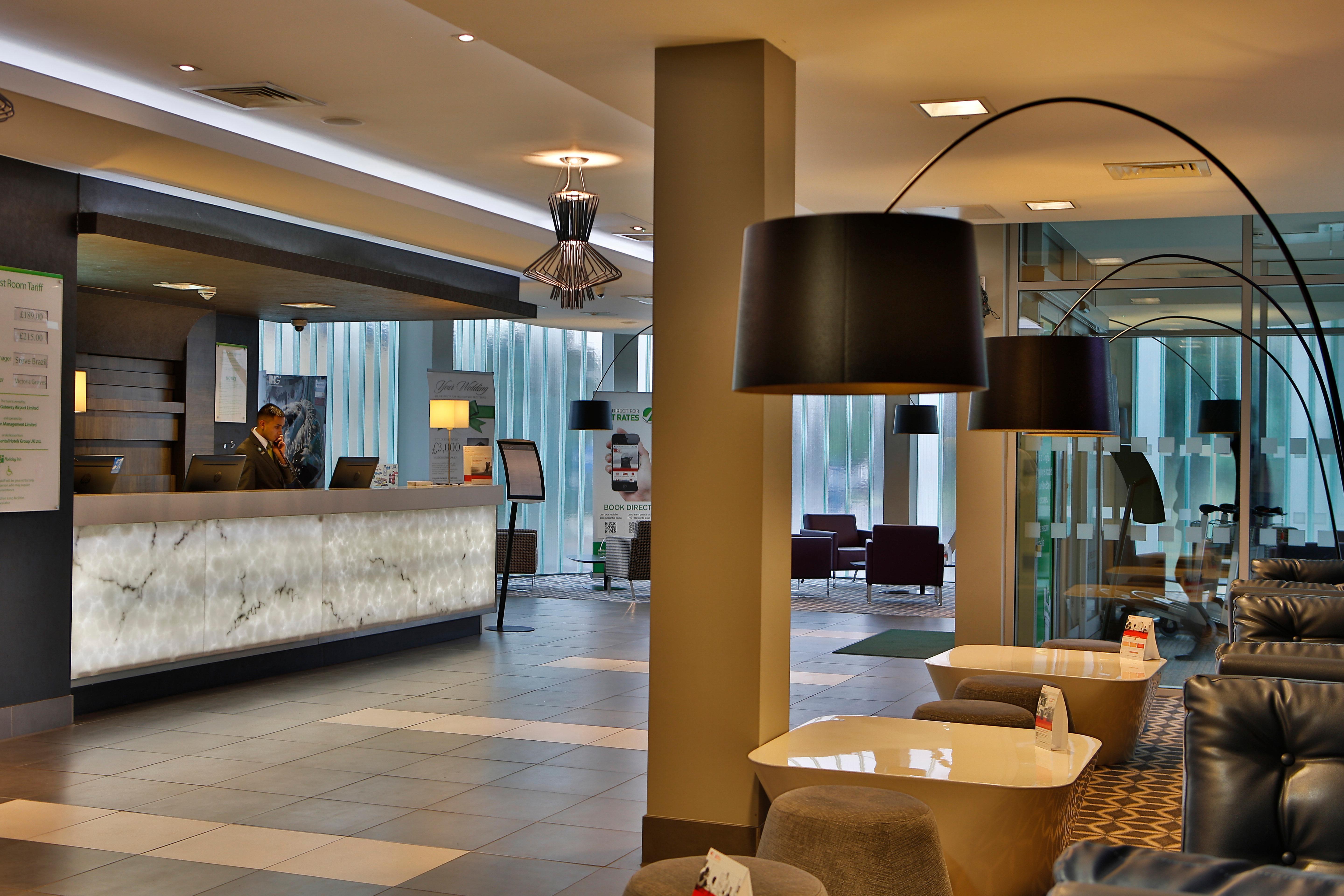 Holiday Inn Southend By Ihg Exteriör bild
