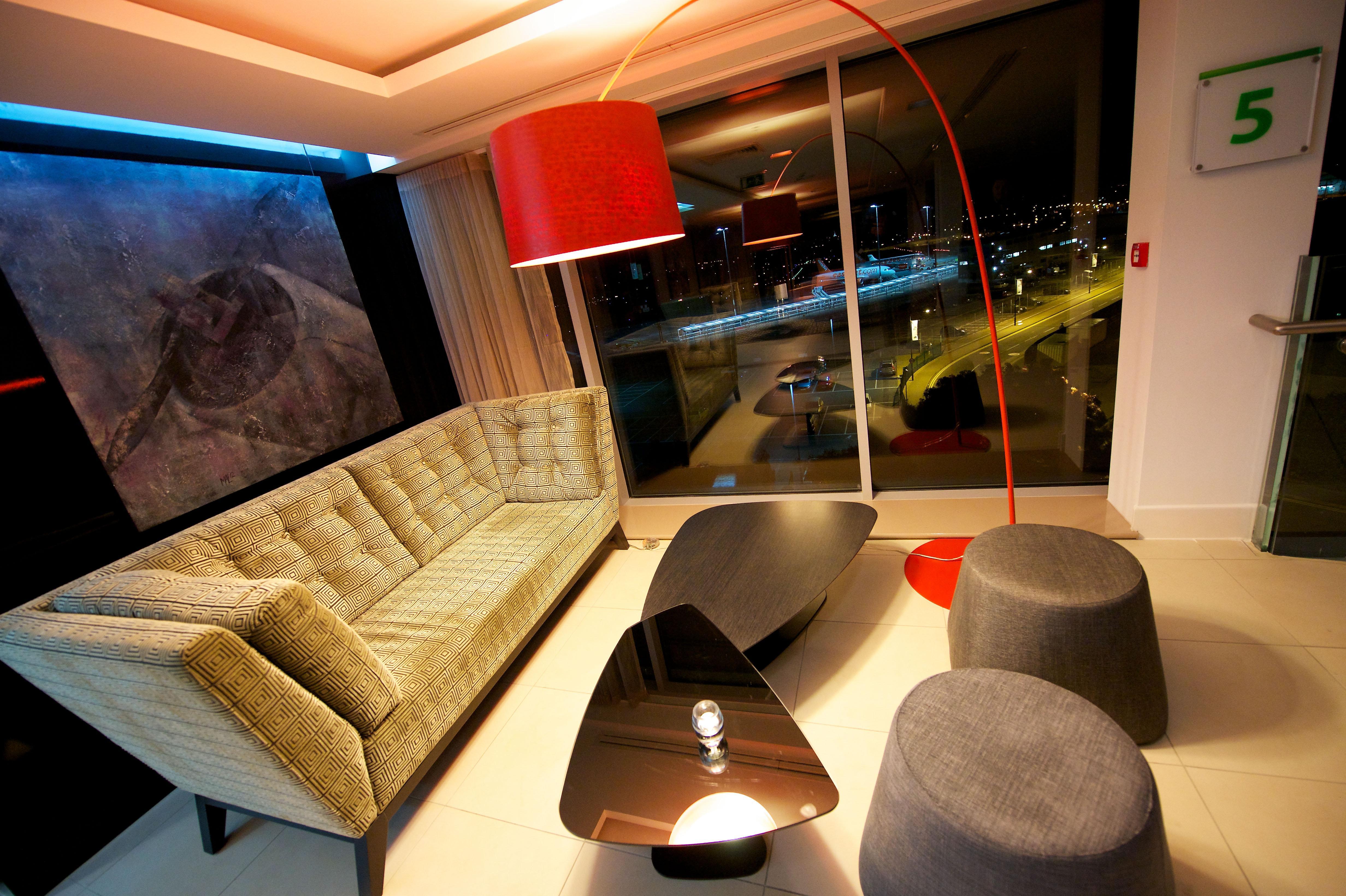 Holiday Inn Southend By Ihg Exteriör bild