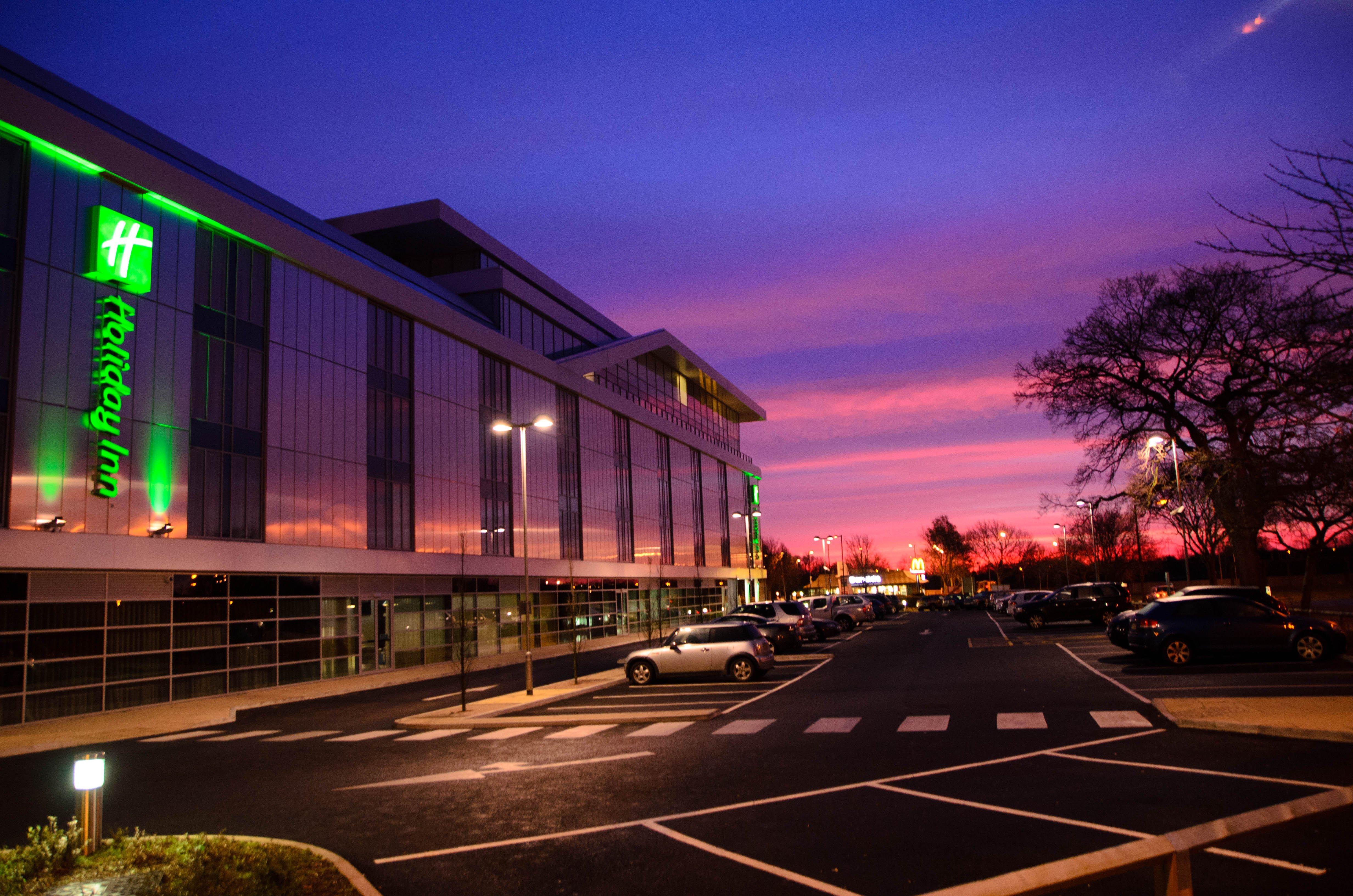 Holiday Inn Southend By Ihg Exteriör bild