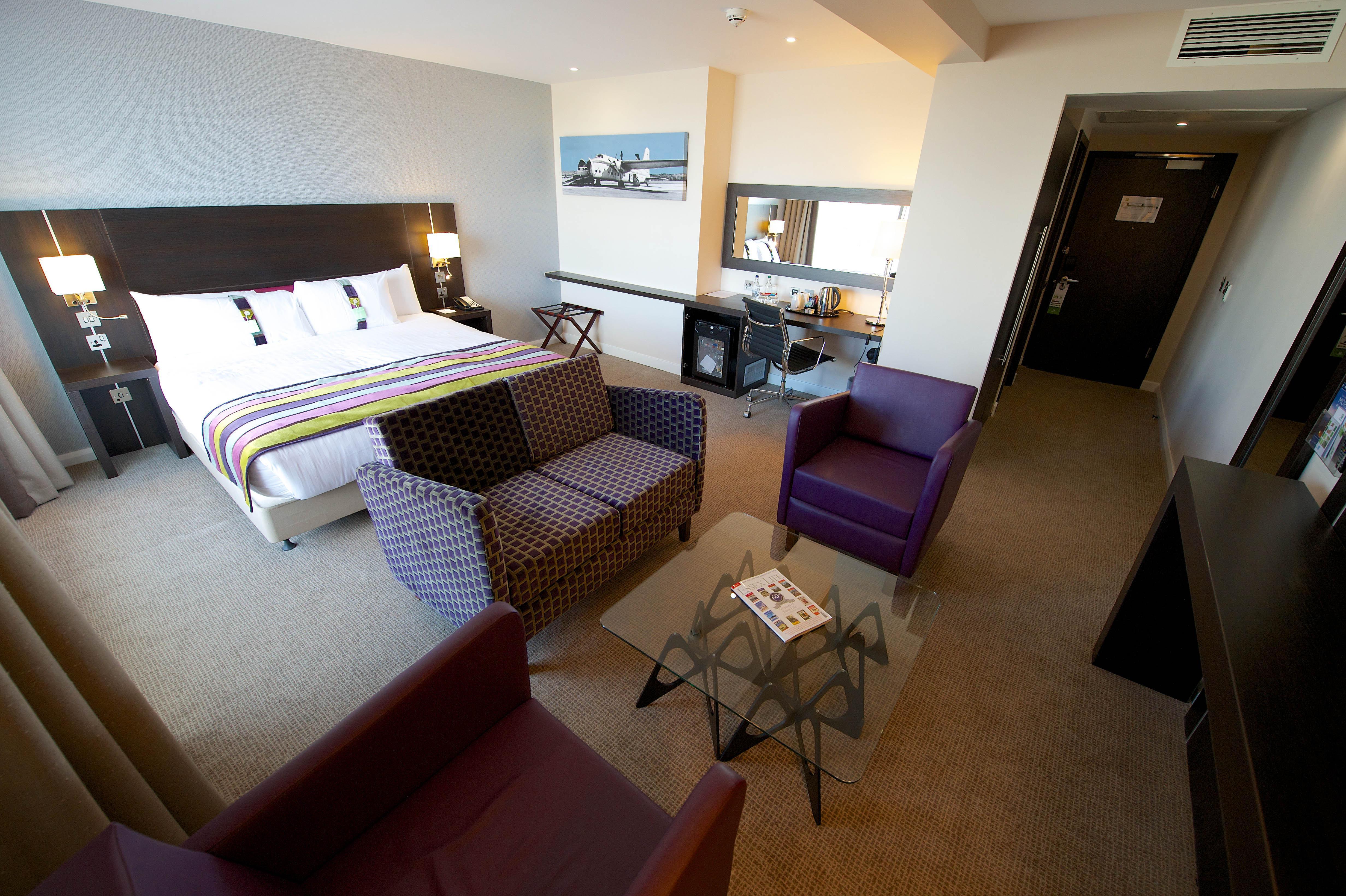 Holiday Inn Southend By Ihg Exteriör bild