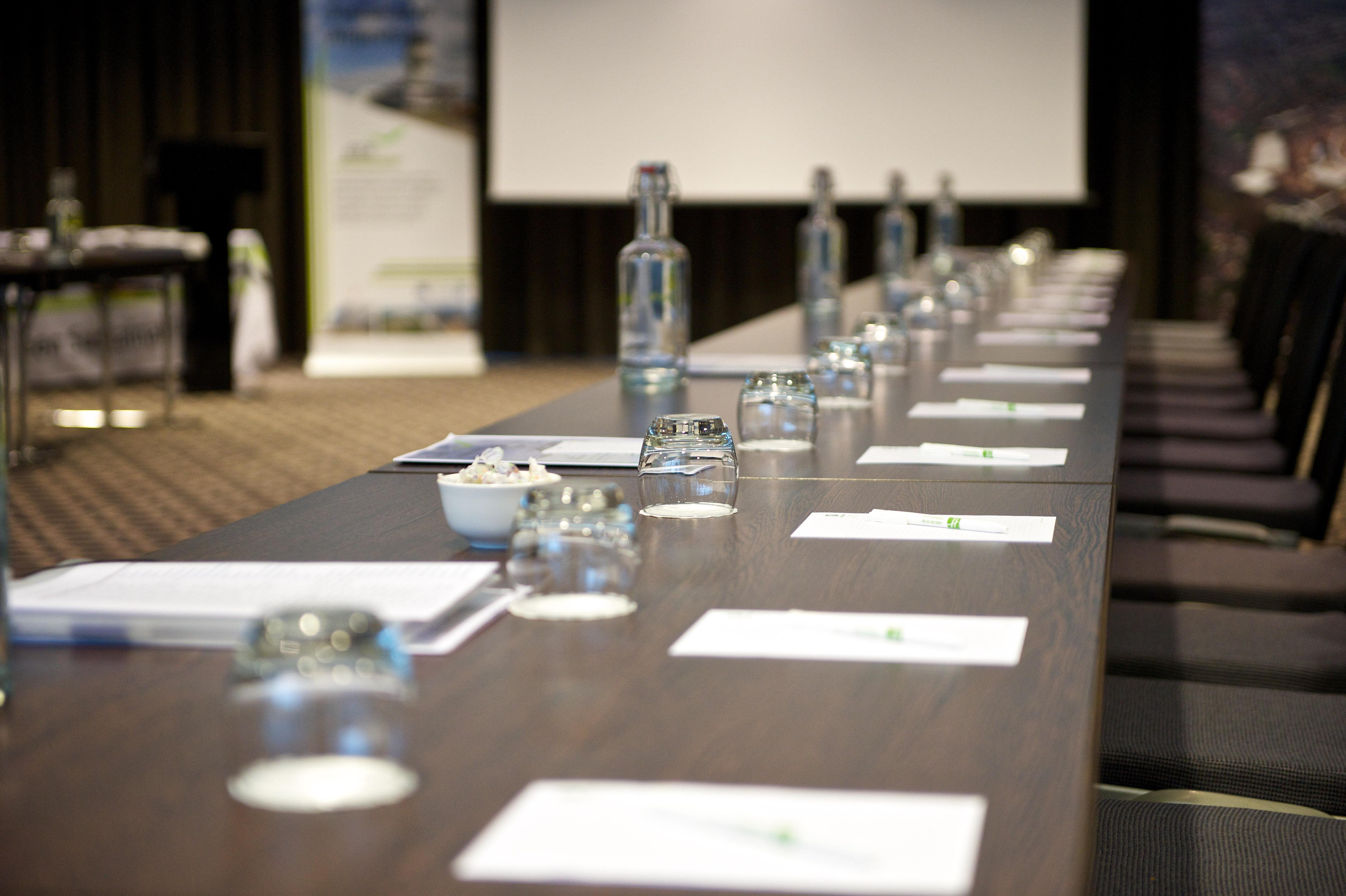 Holiday Inn Southend By Ihg Exteriör bild
